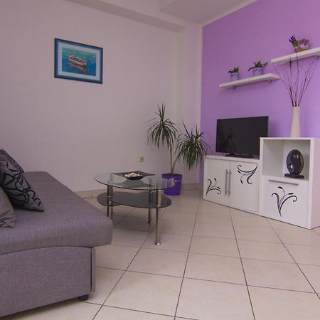 Apartments Dario คิร์ก ภายนอก รูปภาพ