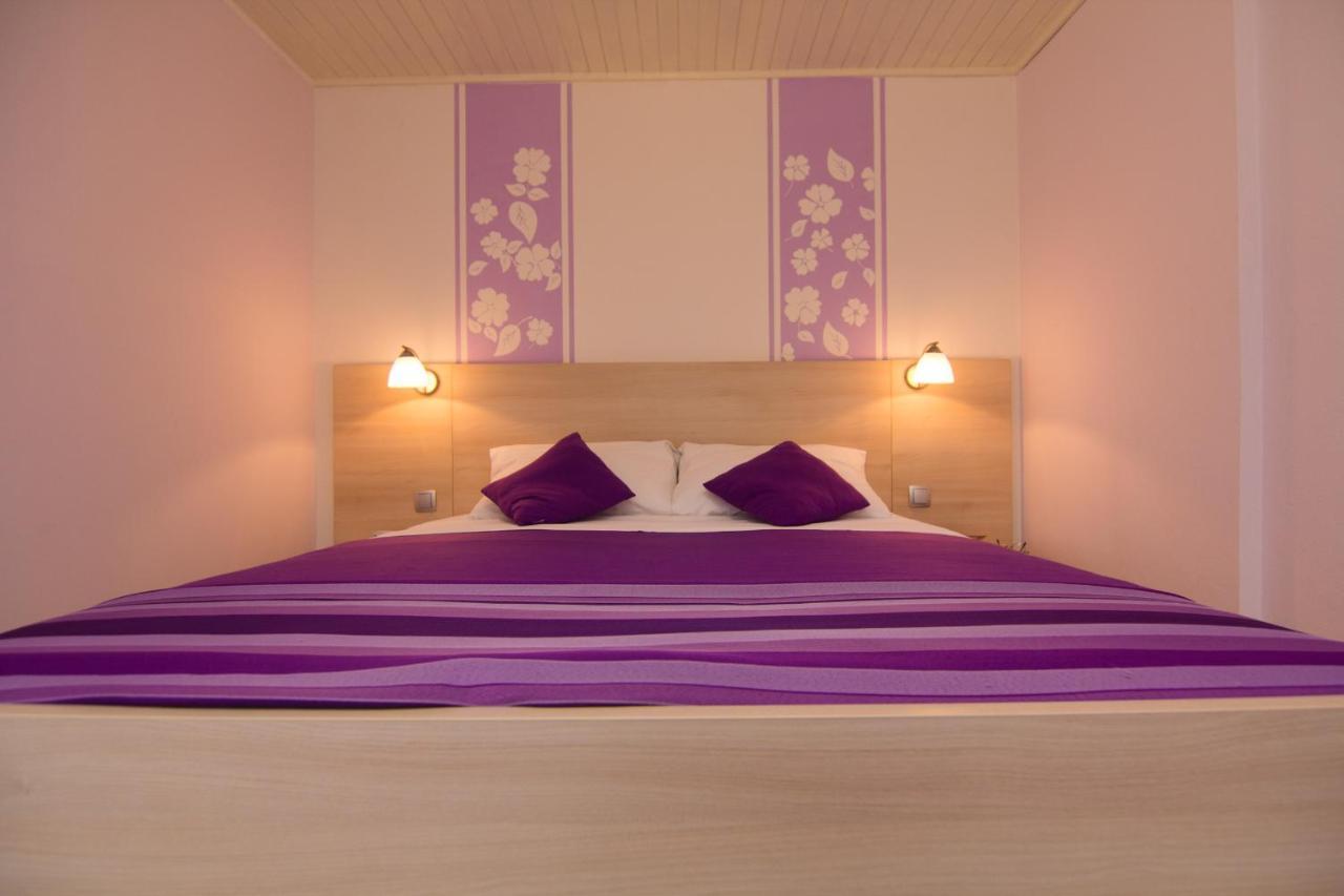 Apartments Dario คิร์ก ภายนอก รูปภาพ