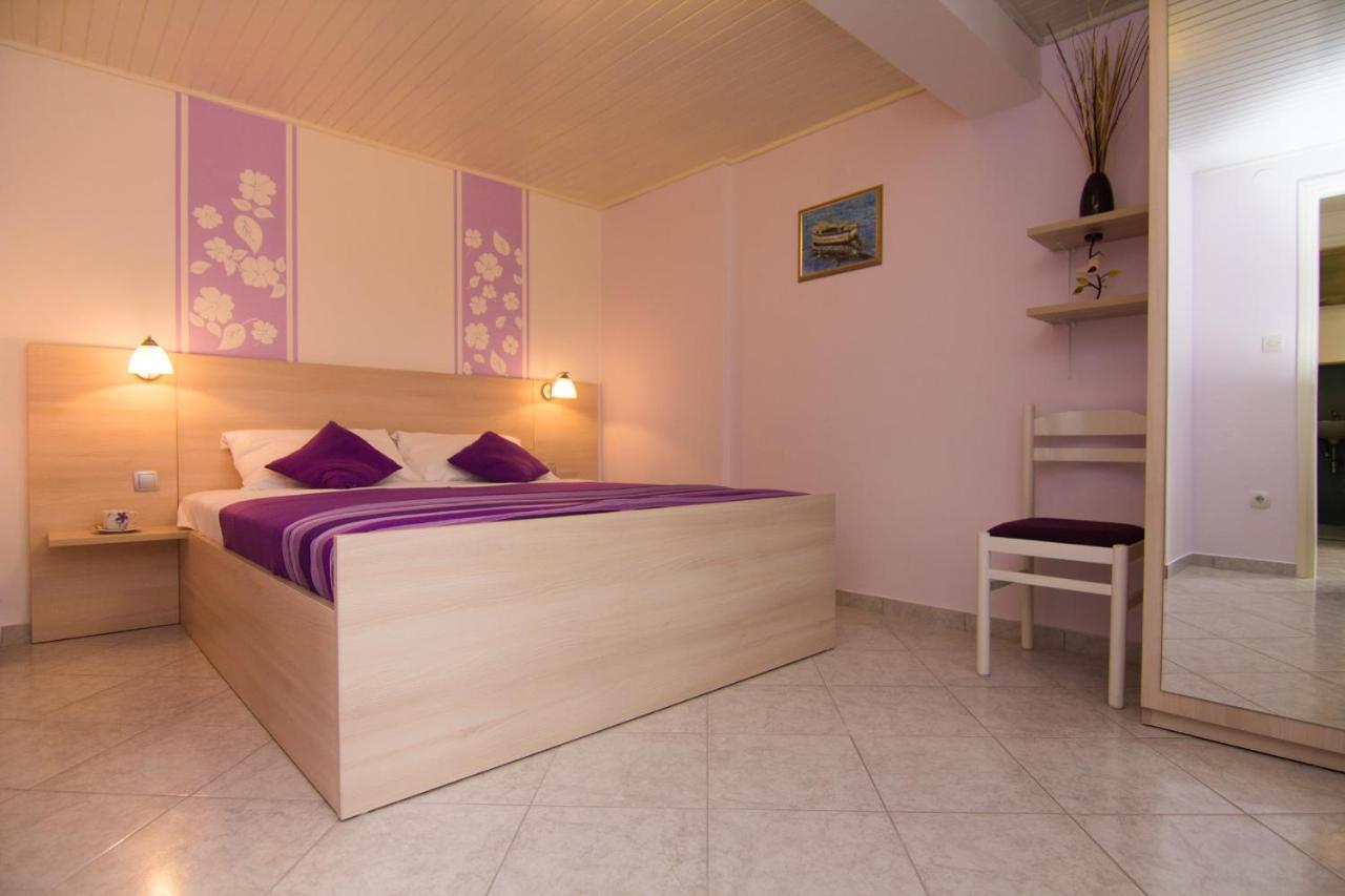 Apartments Dario คิร์ก ภายนอก รูปภาพ